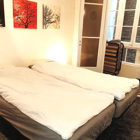 Spacious Aptmt Close To Pl Universidad And Pl Catalunya, 2,5 Bedrooms, Balcony, Heating, Elevator Min 31 Nights Apartmán